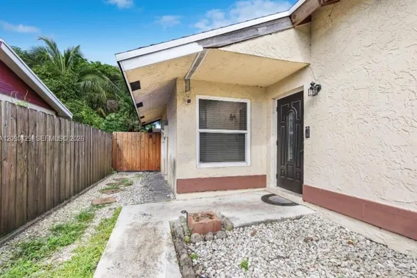 Home at 281 SW 83rd Avenue, North Lauderdale, FL 33068