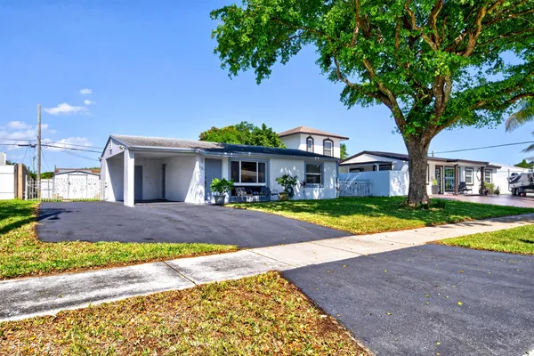 Home at 4821 SW 18TH Street, Fort Lauderdale, FL 33317