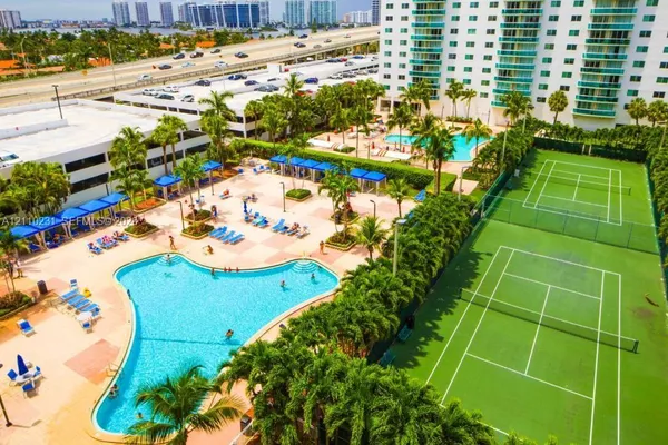 Home at 19370 Collins Avenue 622, Sunny Isles Beach, FL 33160