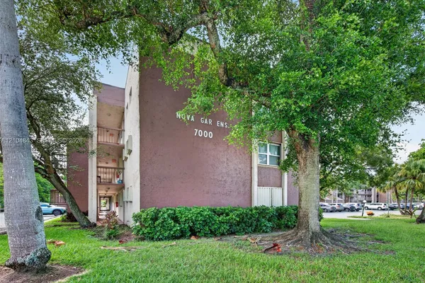Home at 7000 Nova Drive 301E, Davie, FL 33317