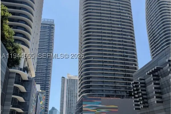Home at 55 SW 9th Street 3702, Miami, FL 33130