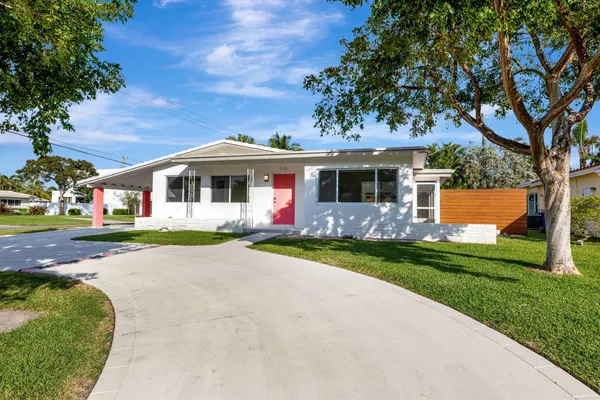 Home at 712 NE 25 Avenue, Pompano Beach, FL 33062